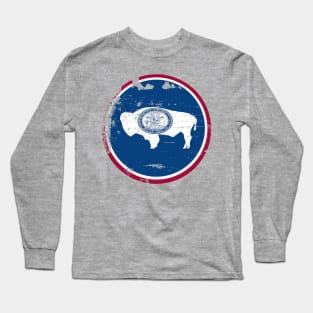 Distressed Wyoming State Flag Buffalo Symbol Long Sleeve T-Shirt